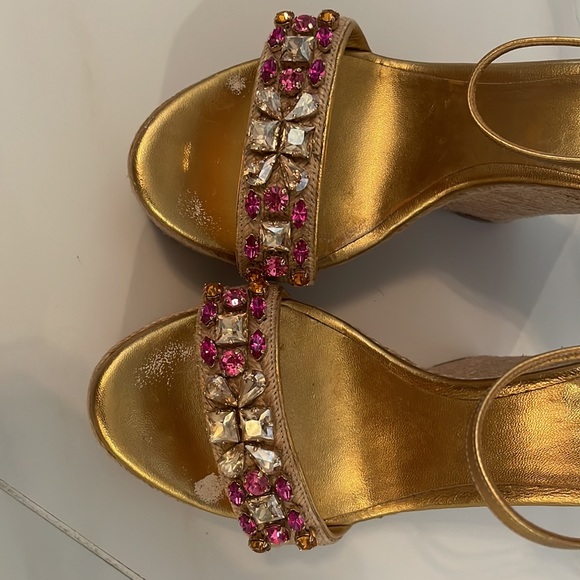 Gucci Platform 🔥🔥🔥 - Picture 4 of 8